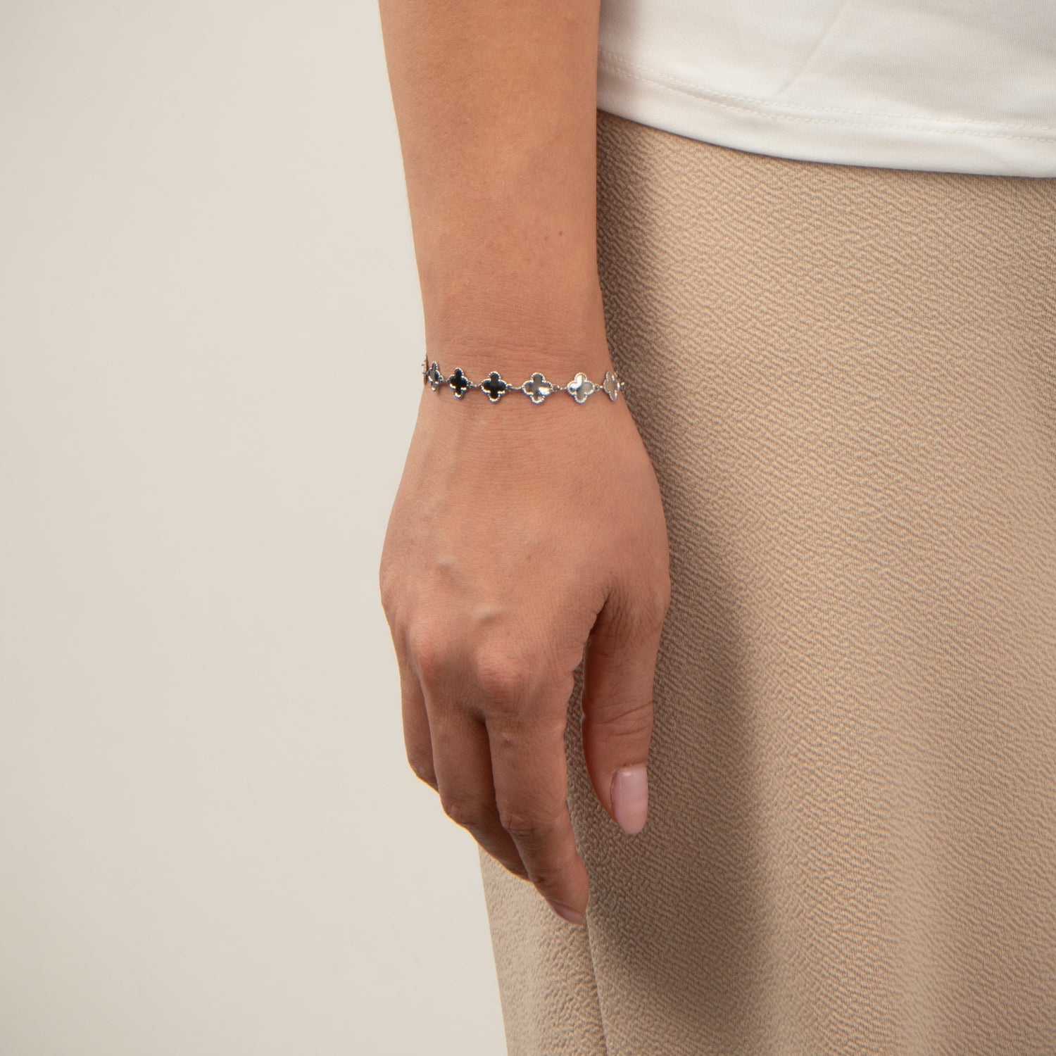 DETAIL232611